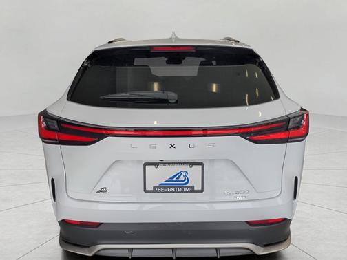 2023 Lexus NX 350 F SPORT Handling