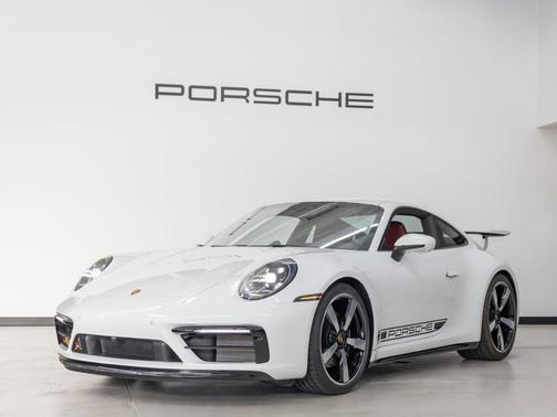 2022 Porsche 911 Carrera S