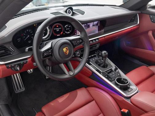 2022 Porsche 911 Carrera S