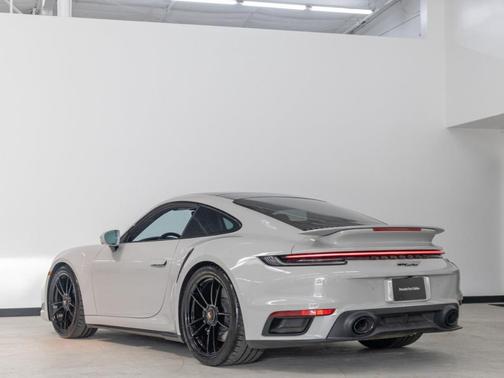 2024 Porsche 911 Turbo