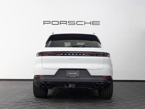 2026 Porsche Cayenne Base