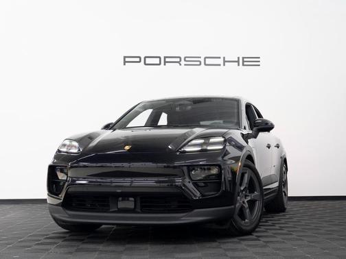 2025 Porsche Macan 4