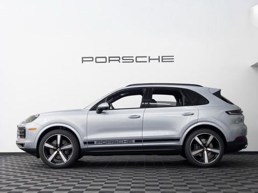 2026 Porsche Cayenne Base