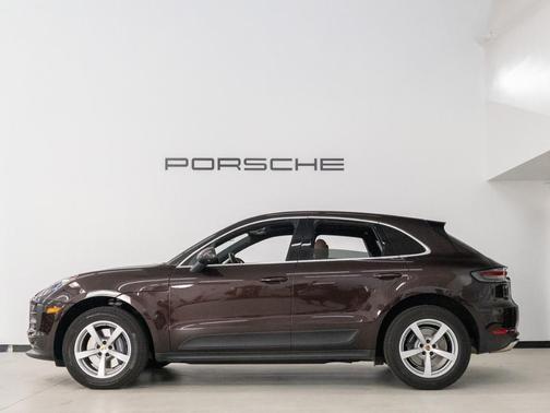 2021 Porsche Macan Base