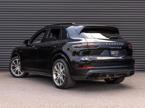 Black Metallic 2023 Porsche Cayenne Turbo S