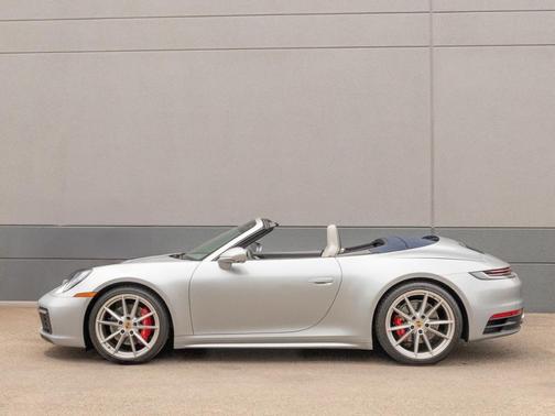 2020 Porsche 911 Carrera 4S