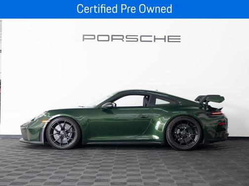 Oak Green Metallic 2026 Porsche 911 GT3