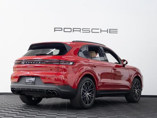 2025 Porsche Cayenne Base