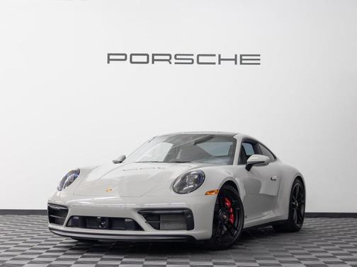 2023 Porsche 911 Carrera GTS
