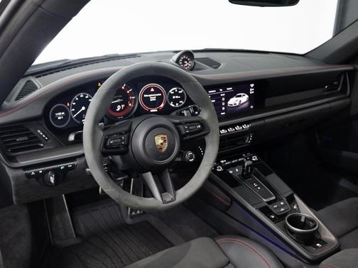 2023 Porsche 911 Carrera GTS