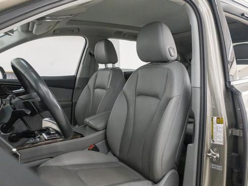 2017 Audi Q7 3.0T Premium Plus