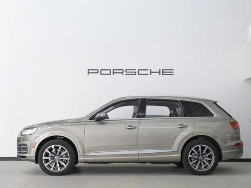 2017 Audi Q7 3.0T Premium Plus