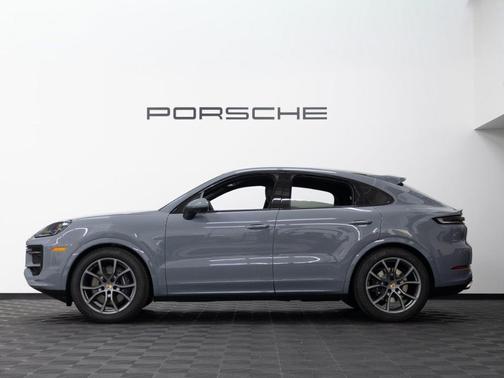 Arctic Grey 2026 Porsche Cayenne AWD