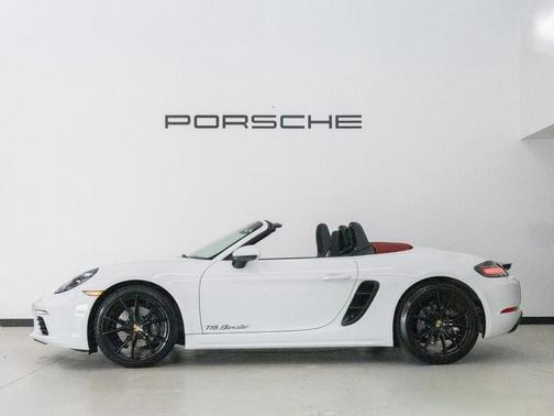 2025 Porsche 718 Boxster Base