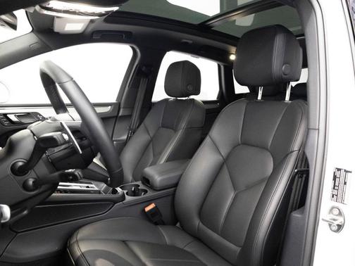 White 2026 Porsche Macan Base