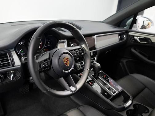 White 2026 Porsche Macan Base