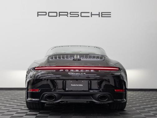 2026 Porsche 911 Targa 4S