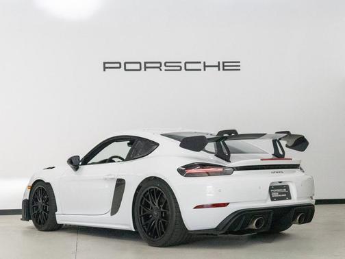 2024 Porsche 718 Cayman GT4 RS