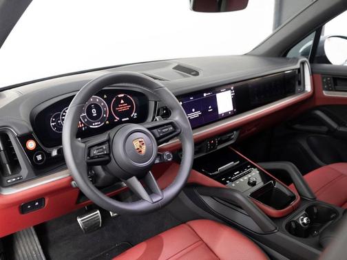 Arctic Grey 2026 Porsche Cayenne S