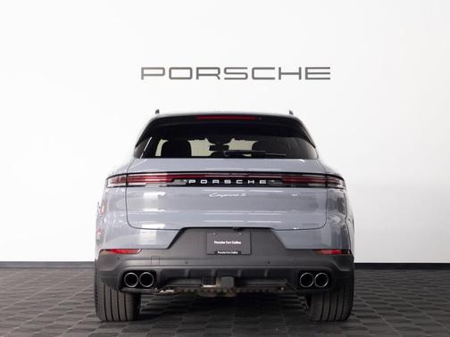 Arctic Grey 2026 Porsche Cayenne S