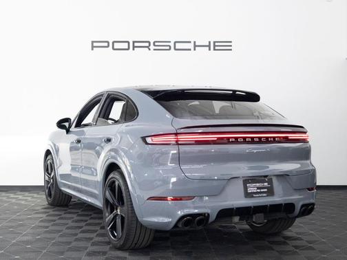 Arctic Grey 2026 Porsche Cayenne S Coupe AWD