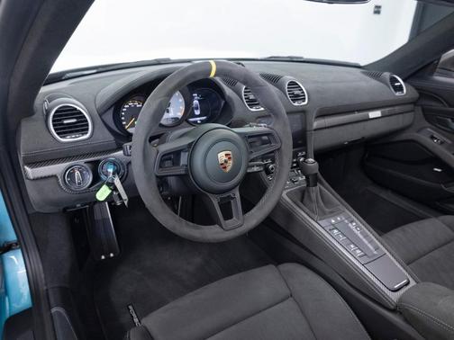 PAINT TO SAMPLE 2025 Porsche 718 Spyder RS
