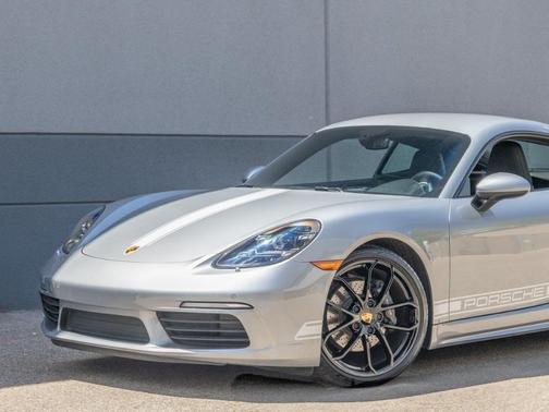 2024 Porsche 718 Cayman