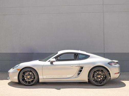 2024 Porsche 718 Cayman