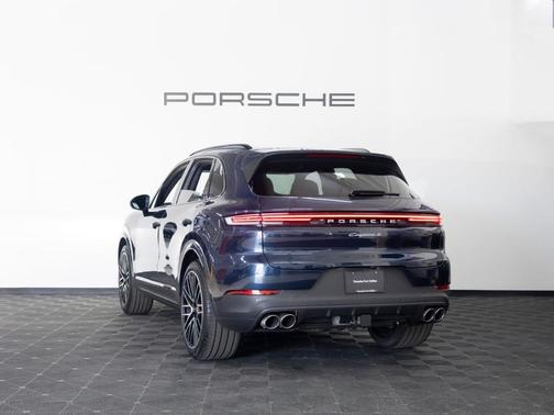 Blue Metallic 2026 Porsche Cayenne S