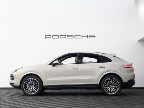 2022 Porsche Cayenne AWD