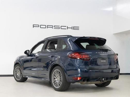 2013 Porsche Cayenne GTS