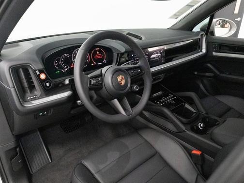 2026 Porsche Cayenne Base
