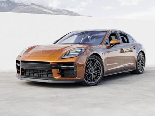 Madeira 2025 Porsche Panamera Turbo S