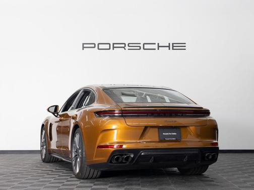 Madeira 2025 Porsche Panamera Turbo S