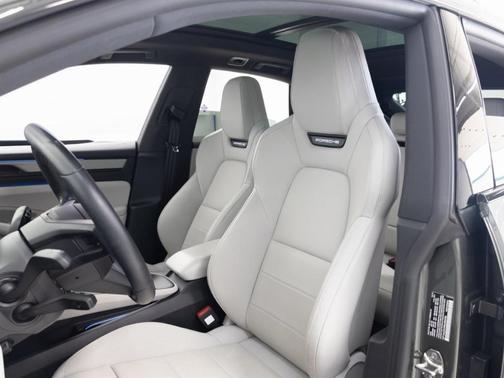 2024 Porsche Macan 4