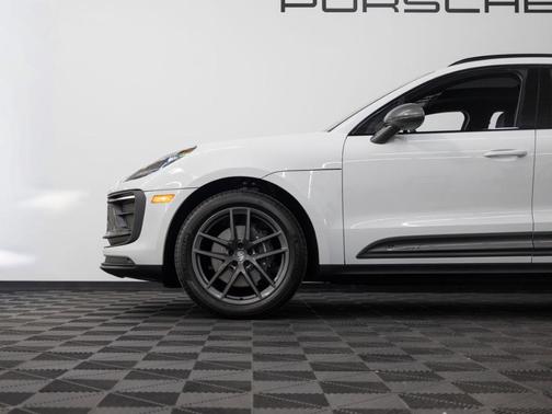 White 2026 Porsche Macan Base