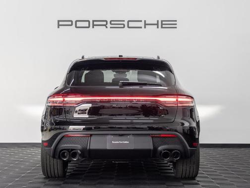 2026 Porsche Macan Base