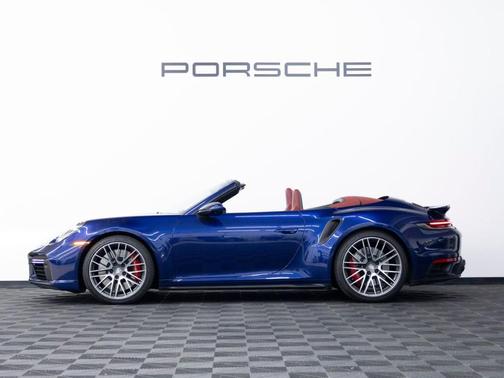 Gentian Blue Metallic 2025 Porsche 911 Turbo
