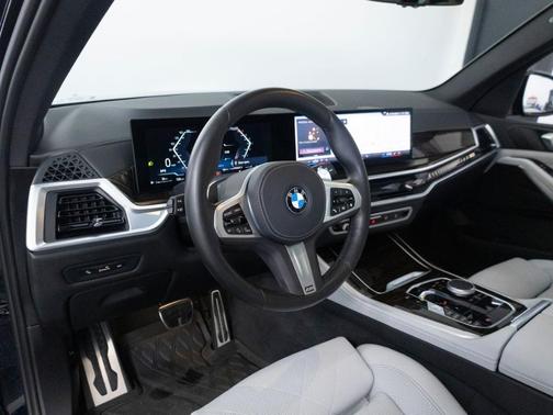 Carbon Black Metallic 2024 BMW X5 xDrive40i