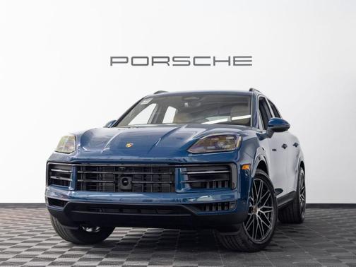 Montego Blue Metallic 2026 Porsche Cayenne Base
