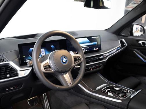 Gray Metallic 2025 BMW X5 PHEV xDrive50e