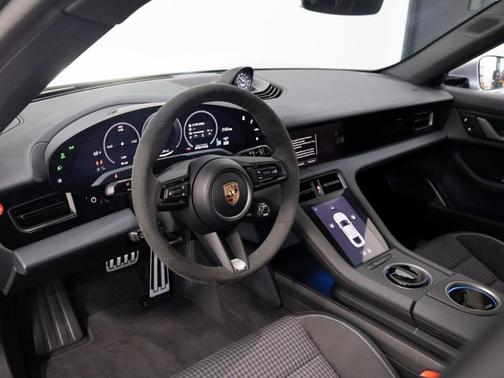 2025 Porsche Taycan 4S