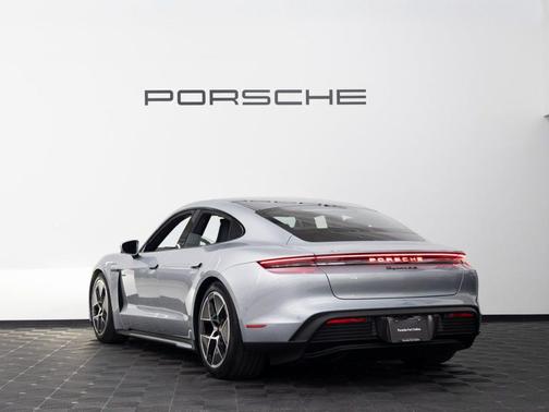 2025 Porsche Taycan 4S