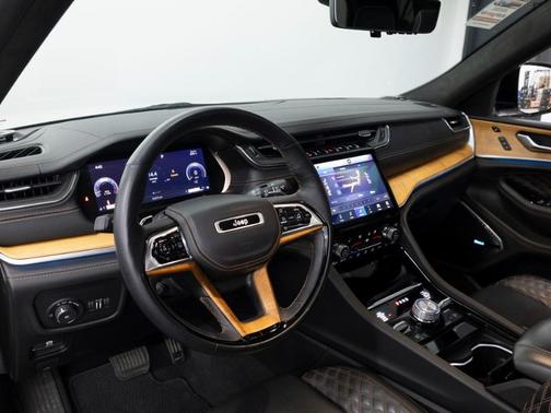 2021 Jeep Grand Cherokee L Summit