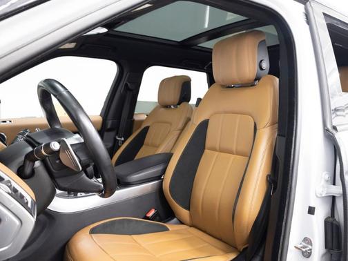 Yulong White 2019 Land Rover Range Rover Sport 5.0L Supercharged Dynamic