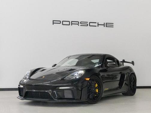 2025 Porsche 718 Cayman GT4 RS