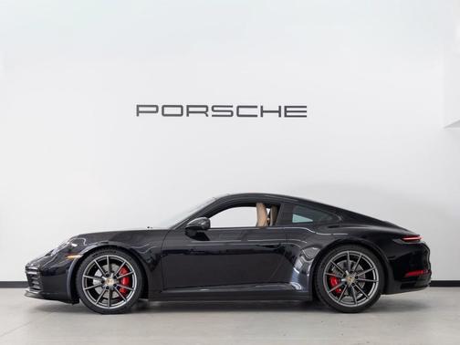 2022 Porsche 911 Carrera 4S