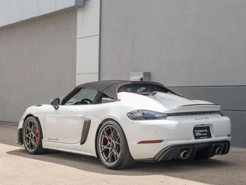2024 Porsche 718 Spyder RS