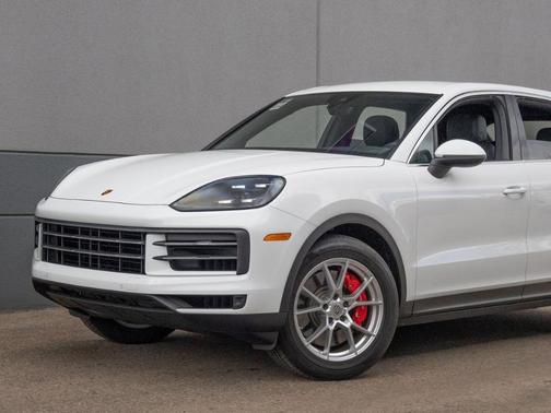 2024 Porsche Cayenne S