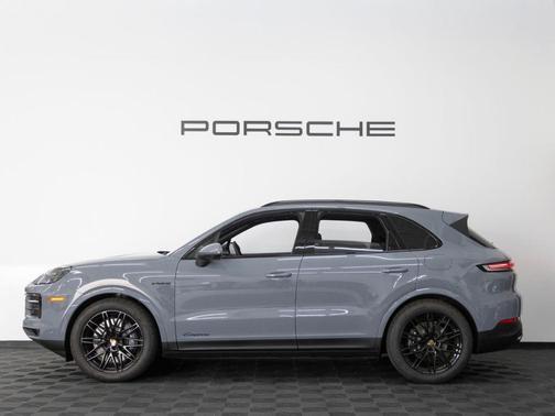 Arctic Grey 2026 Porsche Cayenne AWD